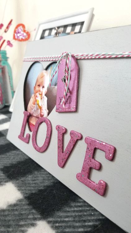 Dollar store picture frames can be decorated and made into a fun decor piece. These frames can be out all year or specific to Valentine's Day. #michellejdesigns #dollarstorecrafts #valentinesday Store Picture Frames, Heart Picture Frame, Picture Frame Crafts, Valentines Crafts, Vbs Crafts, Frame Ideas, Wood Tags, Heart Pictures, Favorite Picture