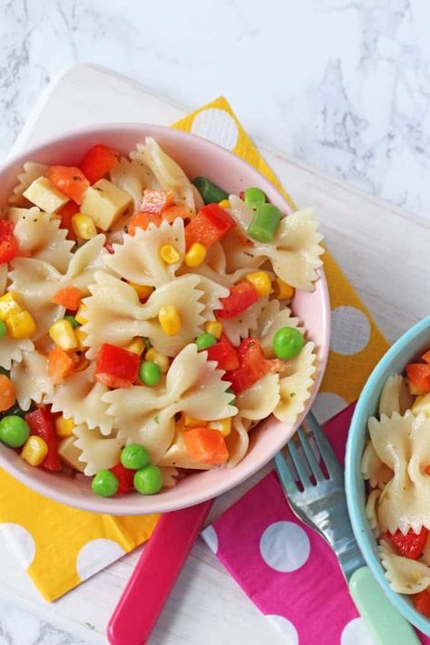 Cold Pasta Recipes, Pasta Salad For Kids, Pasta Recipes For Kids, Panini Recipes Chicken, Vegetarian Pasta Salad, Kids Pasta, Pasta Lunch, Lunch Ideas For Kids, Vegan Steak