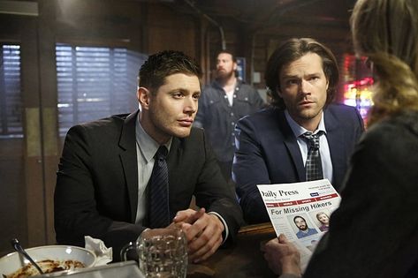 Supernatural Season 12, Supernatural Season 11, Jared Padalecki Brother, Supernatural Facts, Supernatural Episodes, Eric Kripke, Bobby Singer, Supernatural Jensen, Jensen Ackles Jared Padalecki