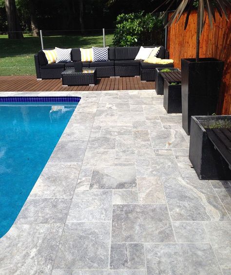 French Pattern Travertine Pool, French Tile Pattern, Pool Areas Landscaping, Silver Travertine Patio, Grey Travertine Pool Deck, Gray Travertine Pool Deck, Silver Travertine Pool Coping, Travertine Courtyard, Silver Travertine Pool Deck