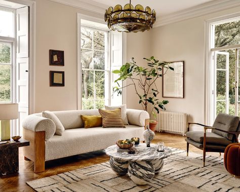 Trendy Sofas, Soho Home, Soho House, Three Seater Sofa, Furniture Stores, Country Home Decor, Decor Furniture, Decorations Ideas, Living Room Inspiration