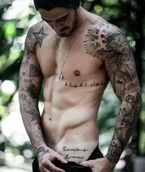 Sexy tattooed men...jaw droopingly hot!!! Man With Tattoos, Many Tattoos, Tatted Men, Tattoos Infinity, Tattoos Geometric, Inked Men, Hot Tattoos, The Perfect Guy, Piercing Tattoo