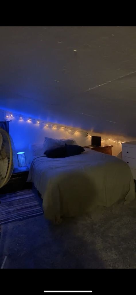 Aesthetic bed room in a small house. I love the low sloped ceiling and the lighting. Low Sloped Ceiling, Aesthetic Bed, A Small House, Mood Lighting, Mood Light, Sloped Ceiling, The Low, Bed Room, New Room