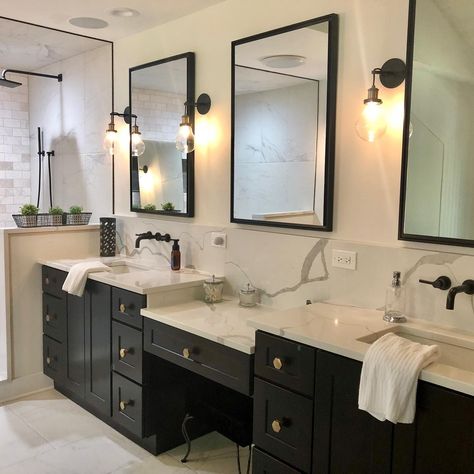 JPD Kitchens | Check out this his and hers vanity with a makeup desk. Completed with @procraftcabinetry Liberty Shaker Espresso and Calacatta Laza… | Instagram Two Sink Vanity With Makeup Area, Bathroom Vanity With Makeup Station, Vanity Countertop Ideas, His And Hers Vanity, Vanity With Makeup Area, Vanity With Makeup, Bathroom Makeup Vanity, Calacatta Laza Quartz, L Shaped Bathroom