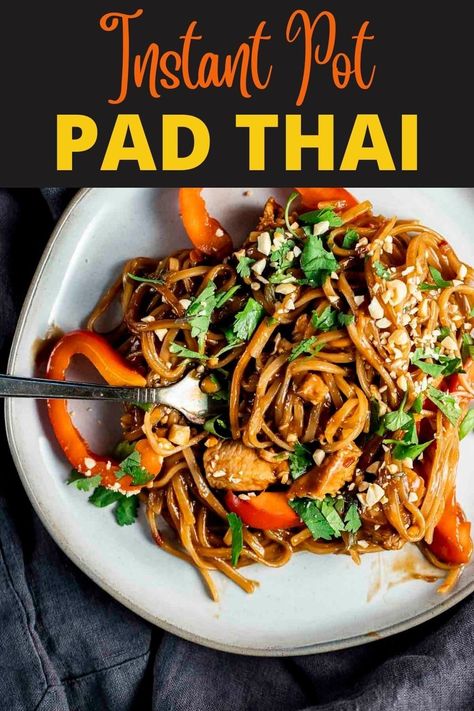 Homemade Pad Thai Sauce, Instant Pot Pad Thai, Homemade Pad Thai, Thai Recipes Noodles, Vegetarian Thai, Chicken Pad Thai, Pressure Cooking Recipes, Pad Thai Sauce, Thai Sauce