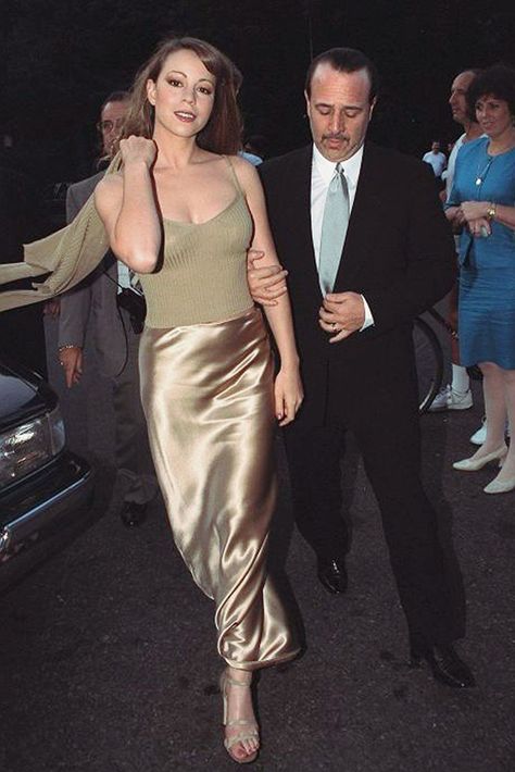 Mariah Carey Outfits, Mariah Carey 1990, Mariah Carey 90s, Maria Carey, Mariah Carey Pictures, 1990s Fashion, Cameron Diaz, Mariah Carey, 90s Fashion