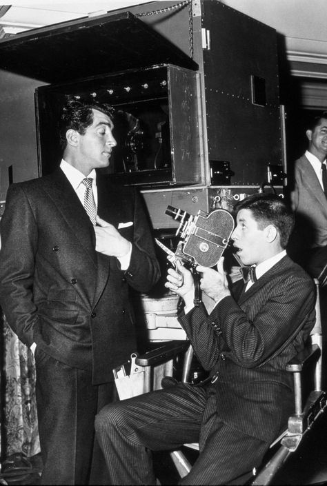 US comedy icon Jerry Lewis was an ‘evil’ junkie who used to beat his kids… and confessed to bedding Marilyn Monroe Dean Martin And Jerry Lewis, Martin King, Old Movie, Jerry Lewis, Rat Pack, Hollywood Movies, Dean Martin, Handsome Man, Frank Sinatra