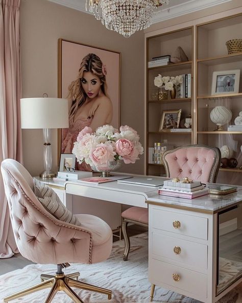 Makeup Office Room Ideas, Female Home Office, Coquette Office, Girly Office, Workspace Decor, Glam Office, Elegant Home Office, Chic Office Decor, Office Nook