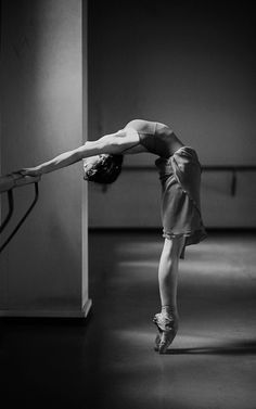 We used to do this as part of our "Therapeutic Barre" warm-up. Ballet Conditioning, Bedroom Pics, Isadora Duncan, Ballet Teacher, Jitterbug, Dance Like No One Is Watching, Dance Movement, Shall We Dance, Ballet Photography