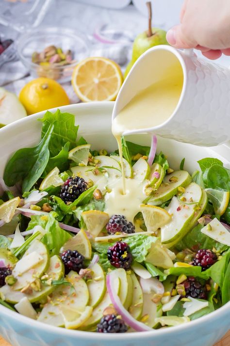 Blackberry Pear (Tre Sorelle) Salad with Lemon Vinaigrette is a favorite copycat recipe for a healthy, light, party style salad. Creamy Lemon Vinaigrette, Italian Potluck, Easter Italian, Salad Dressing Recipes Vinaigrette, Easter Salad Recipes, Salad With Lemon Vinaigrette, Potluck Salad, Lemon Salad, Salad Dressing Container