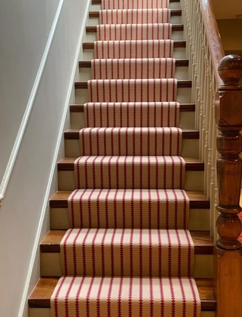 Patterned Runner On Stairs, Eclectic Stair Runner, Stair Runner Old House, Stained Stairs With Runner, Diamond Pattern Stair Runner, Striped Runner Stairs, Unique Stair Runner, Beautiful Stair Runners, Statement Stair Runner