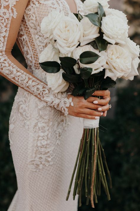 Unique Floral Designs Best Florists in Simi Valley | Wedding Chicks #wedding #weddingflowers #longsleeveweddingdress White Rose Bridal Bouquet, Long Stem Rose, Simple Wedding Bouquets, White Rose Bouquet, Bridal Bouquet Pink, Rose Bridal Bouquet, Vintage Bouquet, Bridal Bouquet Flowers, Rose Wedding Bouquet