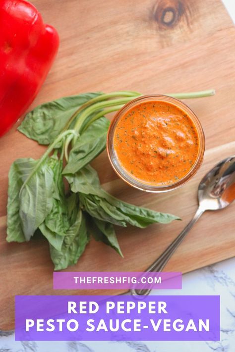 This red pepper pesto sauce is the perfect sauce for pasta and as a dipping sauce. This sauce is quick, easy to make and has fresh and simple ingridents. It is gluten free, vegan, dairy free and vegetarian Red Pepper Pesto Recipe, Red Bell Pepper Recipes, Roasted Red Pepper Pesto, Red Pepper Pesto, Pepper Pesto, Bell Pepper Recipes, Red Bell Peppers, Vegan Dip, Fig Recipes