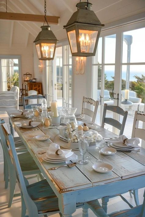 Coastal Charm: Beach Dining Room Tables Styles Traditional Coastal Dining Room, Dining Room Design Coastal, Coastal Dining Rooms, Coastal Patio Ideas, Dining Room Coastal, Coastal Dining Room Ideas, Coastal Farmhouse Dining Room, Beach Dining Table, Sunroom Dining Room