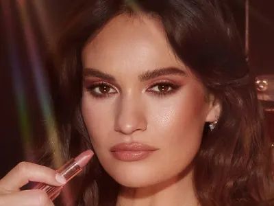 LILY JAMES' LOOK Lily James Charlotte Tilbury, Makeup Masterclass, Dramatic Classic, Free Ticket, Makeup Stuff, Lily James, Charlotte Tilbury, Friday Night, Master Class