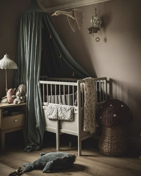 Moody Nursery, Nursery Ideas Girl, Neutral Nursery Design, Nursery Design Ideas, Gender Neutral Nursery Design, Baby Nursery Ideas, Storybook Nursery, Nursery Makeover, Nursery Decor Ideas