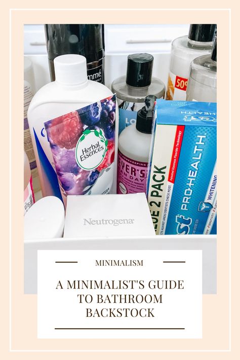 A minimalist's guide to bathroom toiletries! Bathroom Minimalist Organization, Minimalist Toiletries, Bathroom Clutter, Minimalist Organization, Minimal Bathroom, Bathroom Toiletries, Essentials List, Bath Essentials, Minimalist Bathroom