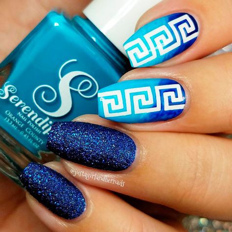 Stylish Designs for Blue Nails 2019 #nails Greek Nails, Navy Nails, Navy Blue Nails, Orange Nail Polish, Glitter Manicure, Nail Stencils, Geometric Nail, Nails Prom, Orange Nails