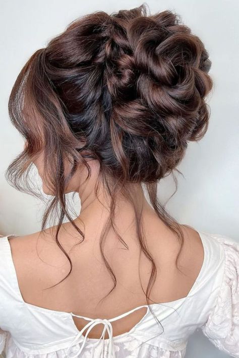 Soft Relaxed High Bun Party Hairstyles For Girls, 21st Birthday Hairstyles, Elegant Chignon, Party Hairdo, Party Hairstyles For Long Hair, Hairstyles Sleek, Easy Party Hairstyles, Chignon Updo, Glamorous Curls