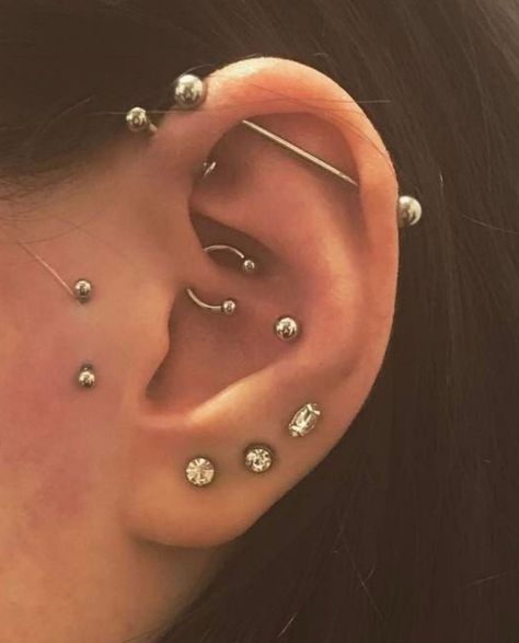 Ear Piercing Ideas Daith, Piercing Ideas Daith, Unique Ear Piercings, Ear Piercing Ideas, Men's Piercings, Ear Piercings Chart, Double Ear Piercings, Cool Ear Piercings, Pretty Ear Piercings