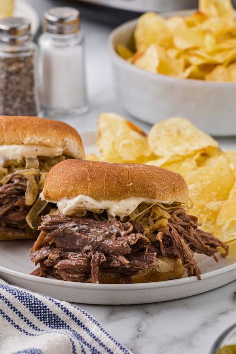 Pulled Beef Sliders Recipe: Perfect for Game Day (or Any Day!) Pulled Beef Sliders, Shredded Beef Sliders, Slow Cooker Pulled Beef, Sliders Recipes Beef, Crockpot Meat, Au Jus Gravy, Pulled Beef, Sweet Onions, Garlic Mayo