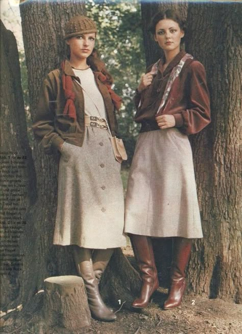 Late 70s Fashion, 1970s Boots, Prairie Fashion, Vintage Fashion 70s, 60s Fashion Vintage, Soviet Fashion, 1970s Clothing, Fashion 1970s, Fashion 70s