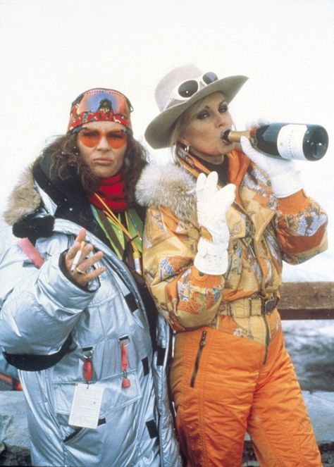 Absolutely Fabulous - Eddy Monsoon and Patsy Stone Patsy And Eddie, Patsy And Edina, Apres Ski Outfit, Patsy Stone, Apres Ski Outfits, Jennifer Saunders, Ski Aesthetic, Apres Ski Style, Apres Ski Party