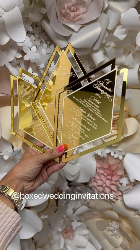 Mod Board, Box Wedding Invitations, Unique Wedding Cards, Dj Wedding, Dream Wedding Venues, Acrylic Wedding Invitations, Wedding Invitation Card Design, Mirror Gold, Dream Wedding Ideas Dresses