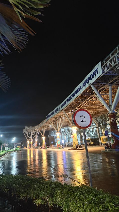 Raipur Chhattisgarh Airport, Raipur Chhattisgarh, Swami Vivekanand, Night Club Aesthetic, Rain Photo, Club Aesthetic, Travel Picture Ideas, Snap Ideas, Gym Guys