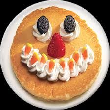 No Tricks just Treats at IHOP on Halloween! On Oct 31st from 7:00am to 1o:00pm ALL kids under the age of 12 will get a Free Scary Face Pancake! Love It! http://ifreesamples.com/scary-face-pancake-day-ihop/ Easter Rice Krispies, Pancakes For Kids, Salted Caramel Toffee, Halloween Pancakes, Holiday Pancakes, Savings For Kids, Ihop Pancakes, Sweet Potato Apple, Kids Pancakes