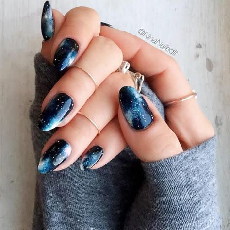 Ideas of Galaxy Nails You Need to Copy Immediately ★ See more: http://glaminati.com/ideas-galaxy-nails/ Universe Nails Design, Cosmos Nails, Blue Nail Inspiration, Universe Nails, Nail Art Galaxy, Galaxy Nail Art, Nail Art Halloween, Nails Trend, Nagellack Trends