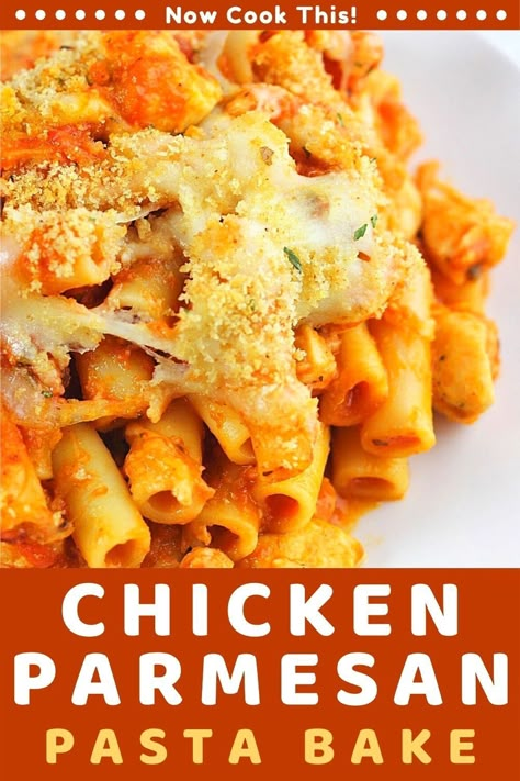 This Chicken Parmesan Pasta Bake recipe turns the classic Italian-American dinner into an easy and delicious casserole that the whole family will love. It's got pasta, chicken, sauce, cheese, and even some bread crumbs. Think chicken parm meets baked ziti. A must-try! #chickenparmpasta #pastabake #casserole #easydinner Chicken Parm Pasta, Chicken Parmesan Pasta Recipe, Chicken Breast Pasta, Baked Chicken Parm, Pasta Bake Easy, Pasta Bake Recipe, Baked Penne, American Dinner, Chicken Parmesan Casserole