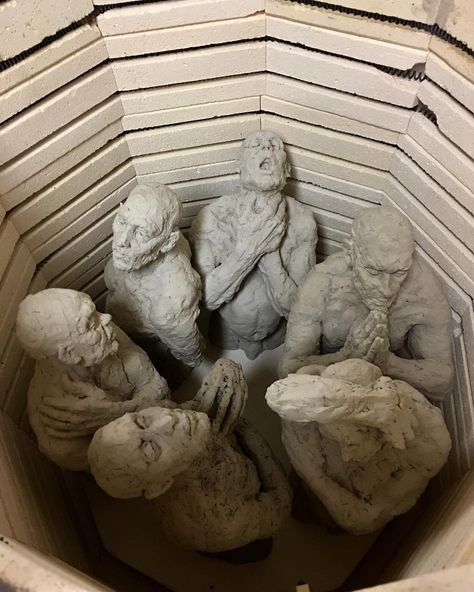 Nikita Young on Instagram: “In the kiln...getting ready to be fired...a bit eerie....#sculpture #figure #figurativeart #livemodel #clay #claysculpture #fineart” Big Clay Sculpture, Airdry Clay Sculpture, Clay Person Sculpture, Clay Figure Sculpture, Cool Clay Art, Cool Clay Sculptures, Framed Sculpture, Expressive Sculpture, Art With Clay