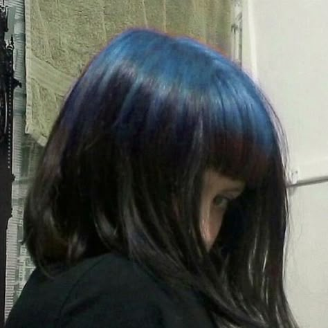 Blue Roots Black Hair, Pretty Hair Color, Dye My Hair, Hair Reference, Hair Inspiration Color, Roots Hair, Hair Inspo Color, Grunge Hair, Aesthetic Hair