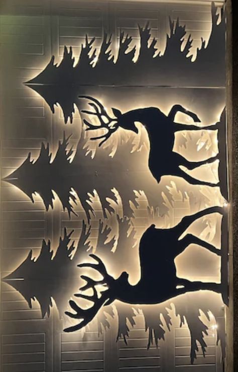 Christmas Silhouette Decorations, Floating Christmas Tree, Decor For New Year, Best Christmas Destinations, Christmas Coffee Table Decor, Outdoor Christmas Decoration Ideas, Silhouette Decor, Christmas Window Painting, Christmas Tree Template