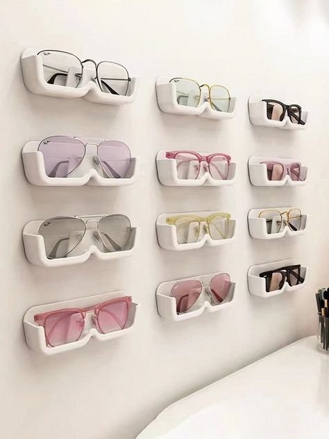 Closet Storage Accessories, Sunglasses Organizer, Girl Cave, Sunglasses Display, Sunglasses Storage, Planting Ideas, Organized Desk Drawers, Glass Cabinets Display, نظارات شمسية