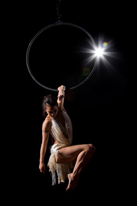 natasha wang, aerial hoop. Aerial Hoop Moves, Lyra Aerial, Aerial Hoop Lyra, Dance Pole, Aerial Costume, Circus Aesthetic, Aerial Hammock, Aerial Fitness, Aerial Acrobatics