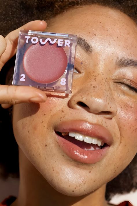 This trio of creamy blush, bronzer, and highlighter, offering a natural, sun-kissed glow. 🌟 Choose shades that suit your style and upgrade your beauty routine. Click to visit more from Tower 28 Beauty on Marmalade – your guide to effortless and versatile beauty. #Tower28Beauty #RedCreamyBlush #SoftMakeupLook #MakeupGiftIdeas #ValentinesGiftIdeas #CreamyBlushTrio #SunKissedGlow #NaturalBeauty #MarmaladeBeautyGuide Makeup Gift Ideas, Soft Makeup Look, Tower 28 Beauty, Creamy Blush, Valentine Gift Ideas, Tower 28, Soft Makeup, Makeup Gift, Marmalade