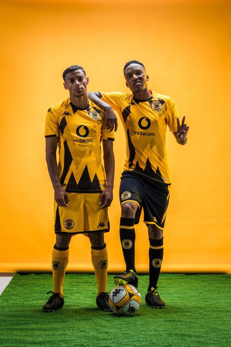 Kaizer Chiefs fans are pleased with the designs of the new Kappa 23/24 season....but not the price! Here's how much they cost... Kaizer Chiefs, Best Jersey, Nike Design, North Park, Stars Then And Now, Black And Yellow, Football Fans, New Nike, Soccer Jersey