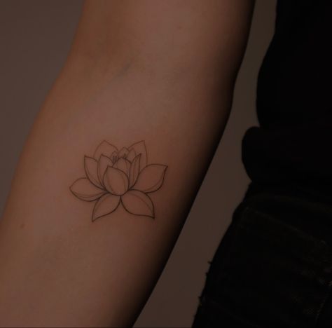 #tattoo #tattooideas Tattoo Ideas Female Lotus Flower, Thailand Flower Tattoo, Lotus Tattoo On Hand, Lotus Flower Tattoo Red, Lotus Flower Tattoo Designs For Women, Discreet Nails, Lotus Tattoo Ideas For Women, Blooming Tattoo, Tattoo Lotus Flower