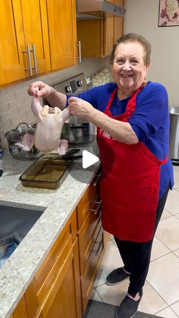 Nonna Pia Recipes, Nonna Pia, Greek Recipes Dessert, Homemade Noodles, Turkey Dishes, Delicious Chicken, Chicken Noodle Soup, Chicken Noodle, Yum Yum Chicken