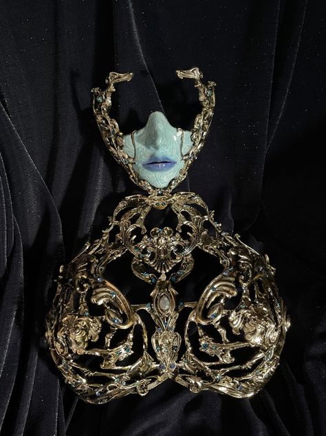 Ethereal Jewelry, Metal Clothing, Masks Masquerade, Fantasy Jewelry, Fantasy Clothing, Fantasy Fashion, Character Outfits, To Study, Mask Design