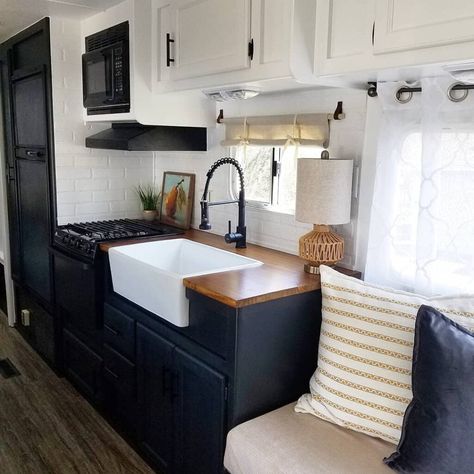 Two-Toned RV Kitchen – Dark Lower, Light Upper Cabinets – Love That RV Dark Lower Cabinets, Motorhome Remodel, Kitchen Dark, Rv Interior Remodel, Camper Kitchen, Camper Trailer Remodel, Trailer Decor, Diy Camper Remodel, Rv Kitchen