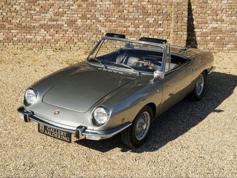 The Fiat 850 Spider 2nd series by Bertone Fiat 850 Spider, Fiat Spider, Fiat 850, S Car, Cars And Motorcycles, Motorcycles, Classic Cars, Two By Two, Smartphone