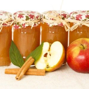 Caramel Apple Jelly, Carmel Apple Jelly, Caramel Apple Jam, Harvest Foods, Everyday Cheapskate, Jam Homemade, Fruit Butter, Homemade Jams, Canning Ideas