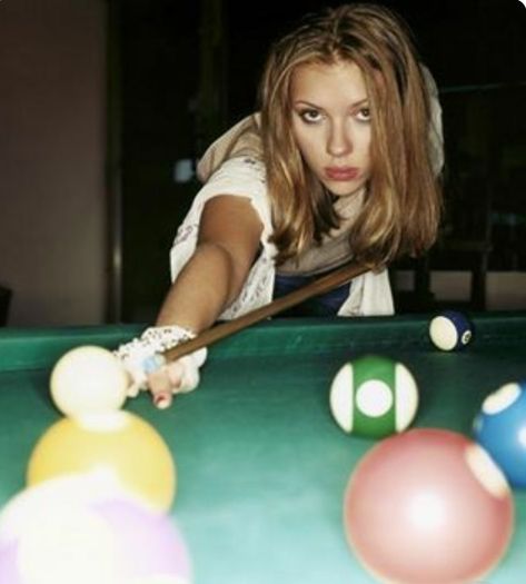 Scarlett Johansson  ❤️ Billiard Photography, Pool Table Photoshoot, Billiards Aesthetic, Pool Halls, Photo Class, Pool Ball, Play Pool, Hollywood Walk Of Fame