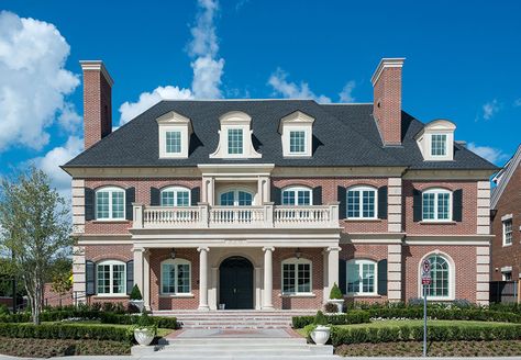 Inside Kappa Alpha Theta’s $7.3 Million Sorority House at SMU College Sorority House, College Living Rooms, Fraternity House, Sorority Girls, University Housing, Houses In America, Sorority House, Southern Methodist University, Greek House