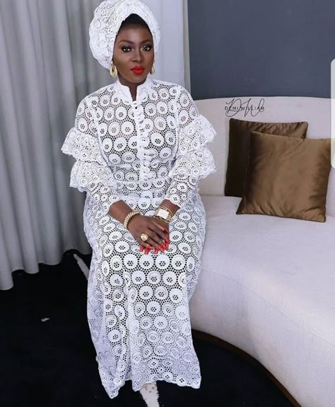 Lace Kaftan Nigeria, Modest Lace Gown Styles, White Gown Styles For Ladies, White Lace Styles In Nigeria, White Lace Dress Styles Nigerian, Latest Lace Styles, Nigerian Lace Dress, Boubou Styles For Women, Nigerian Lace Styles Dress