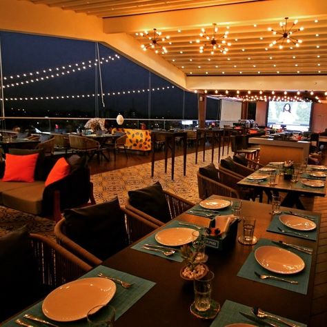 Flipside, DB Mall, Bhopal, Madhya Pradesh, India - Restaurant Db City Mall Bhopal Snap, Db Mall Bhopal Snap, Db Mall Bhopal, Bhopal Snap, Madhya Pradesh, Conference Room, Conference Room Table, Restaurant, India