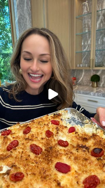 Giadzy on Instagram: "Raise your hand if you’re making Giada’s Sheet Pan Mac and Cheese for Thanksgiving ✋ (or if you’ve already made it – we see you 👀)! 

It’s crunchy and creamy at the same time, but also incredibly cheesy and delicious. 😋 And what elevates this dish even more is our taccole pasta and Italian tomatoes!

Tap the link in bio to grab the recipe and ingredients in time for Thanksgiving.

#OnePanMeal #SheetPanDinner #MacAndCheese #ItalianCooking #EasyDinner #ThanksgivingRecipes" Giada Sheet Pan Mac And Cheese, Sheet Pan Macaroni And Cheese, Mac And Cheese For Thanksgiving, Sheet Pan Mac And Cheese, Pan Mac And Cheese, Italian Tomatoes, Italian Cooking, One Pan Meals, Raise Your Hand